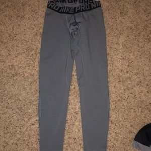 Nike Pro compression leggings